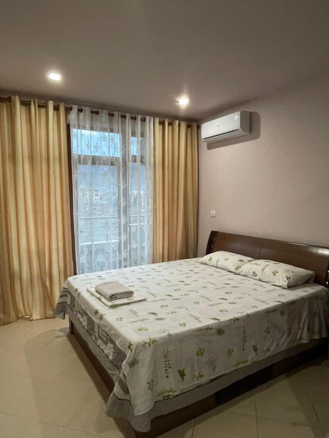 Vila Vadeha Pogradec Exterior photo