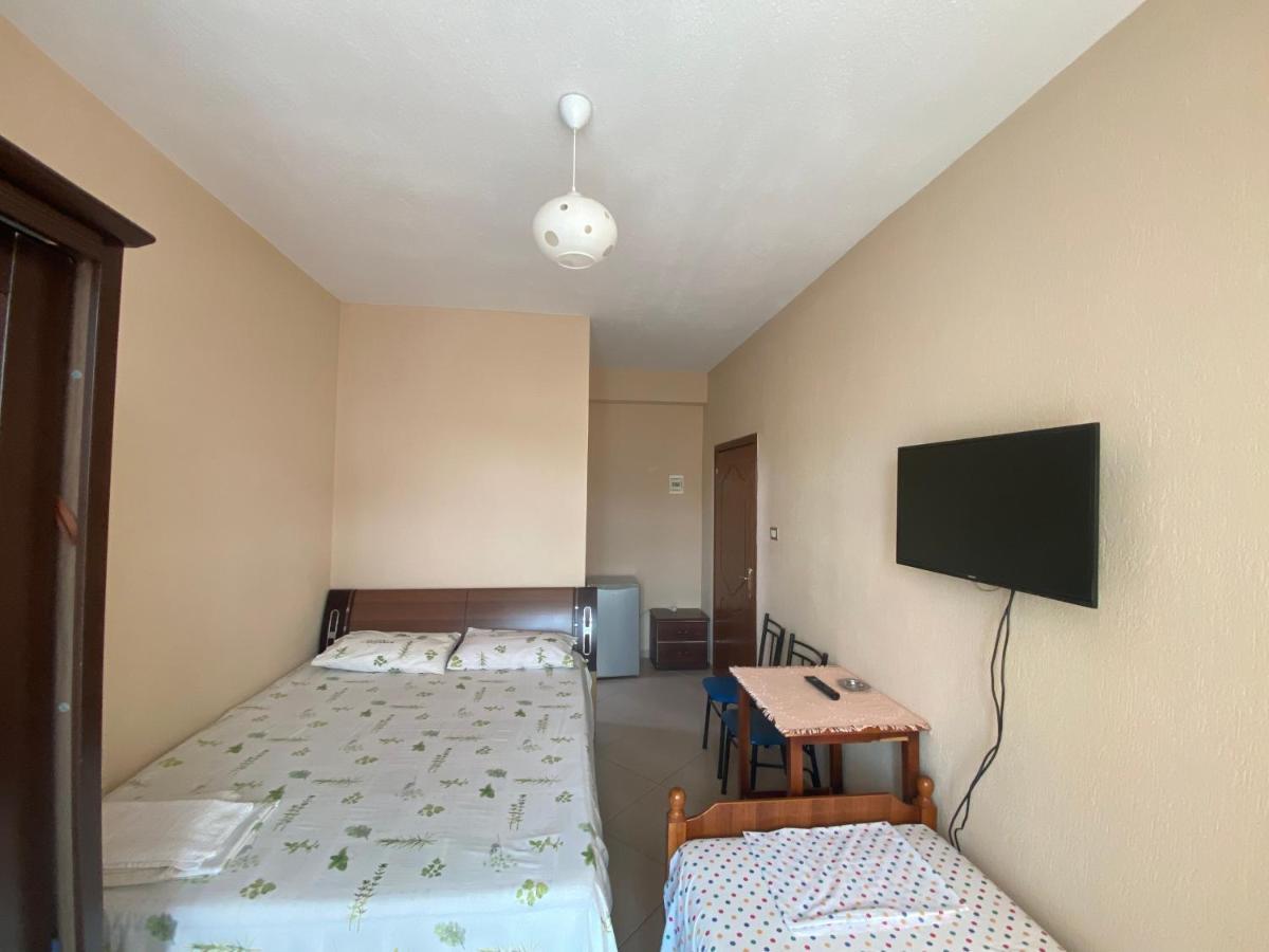 Vila Vadeha Pogradec Exterior photo